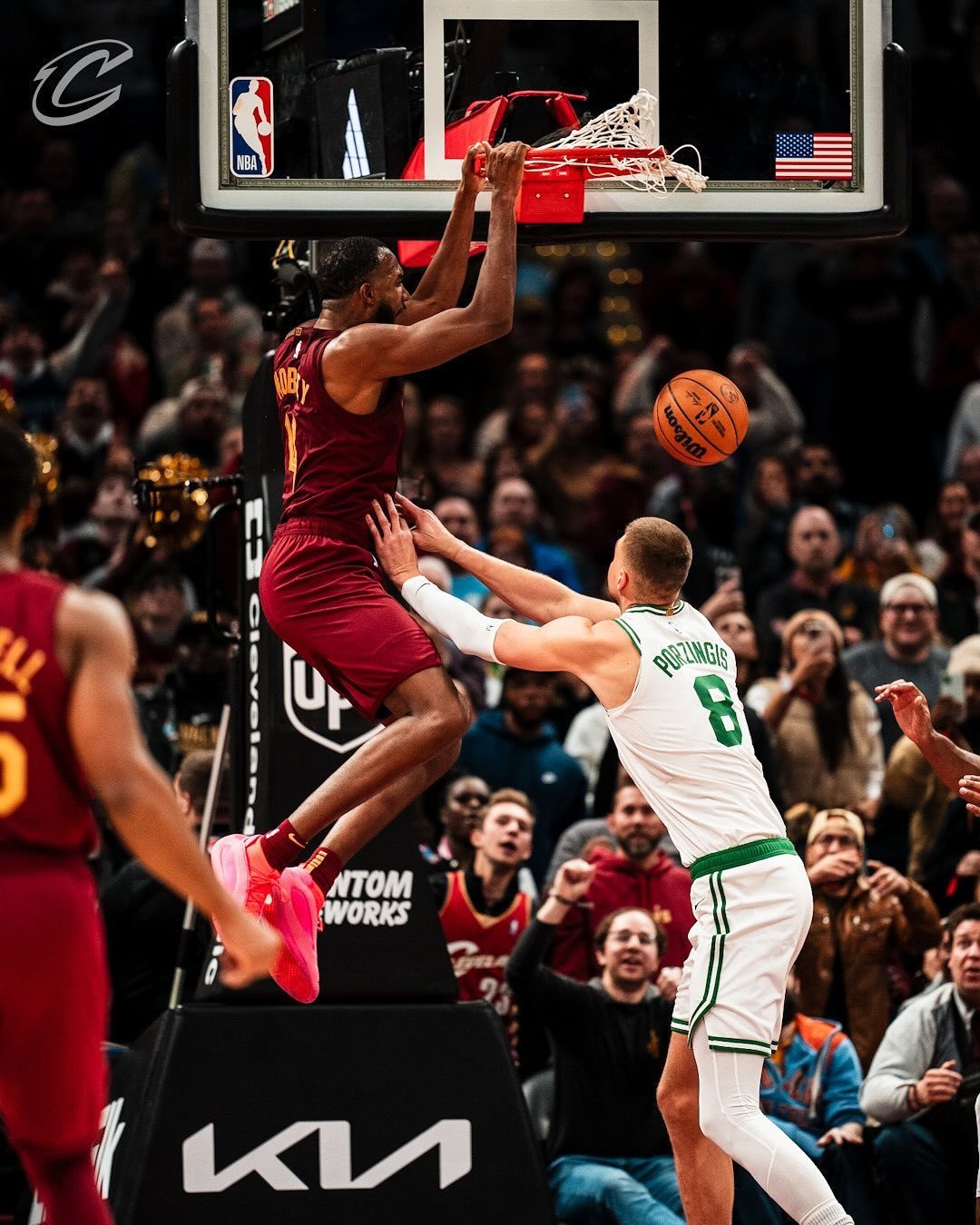 冲刺阶段中超焦点战，波士顿凯尔特人战术微调，媒体盛赞，赛程密集仍需轮换-爱游戏中国