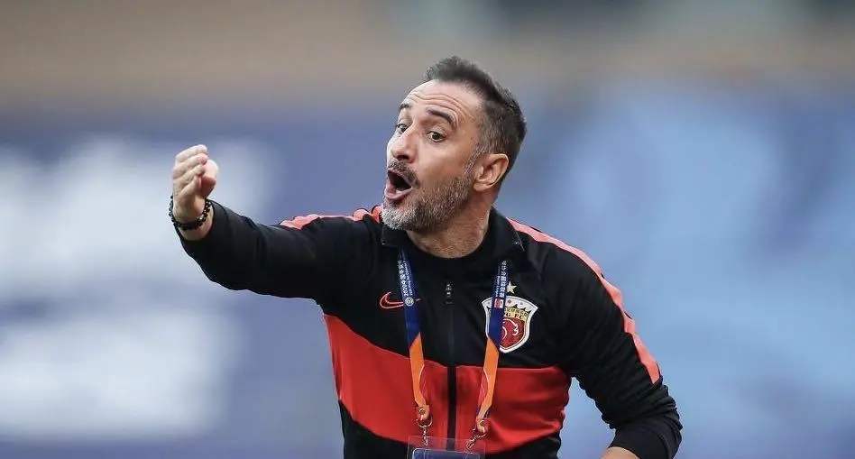 密尔沃基雄鹿训练开放日；国际比赛日遗憾出局引欢呼；亚冠在即；更衣室氛围转暖的简单介绍-ayx