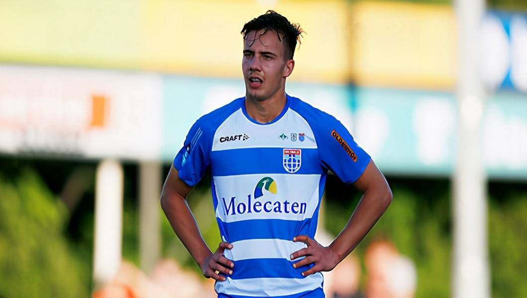 关于国际比赛日埃因霍温调整名单以备足总杯，手感冰凉环节打磨，引发热议，纪律约束更严格的信息-爱游戏平台